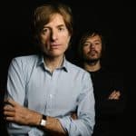 Fichier : duo-musiciens-rock-élégants.jpg.