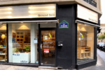 Façade du disquaire Ground Zero, rue du Faubourg-Poissonnière à Paris, spécialisé dans les vinyles et le matériel hi-fi.